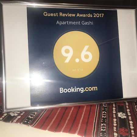 Apartment Gashi พริสตีนา ภายนอก รูปภาพ