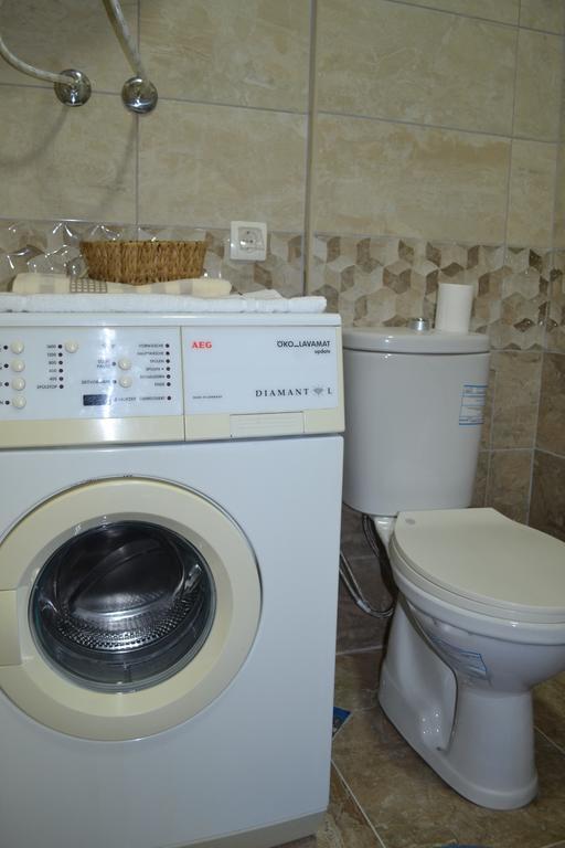 Apartment Gashi พริสตีนา ภายนอก รูปภาพ