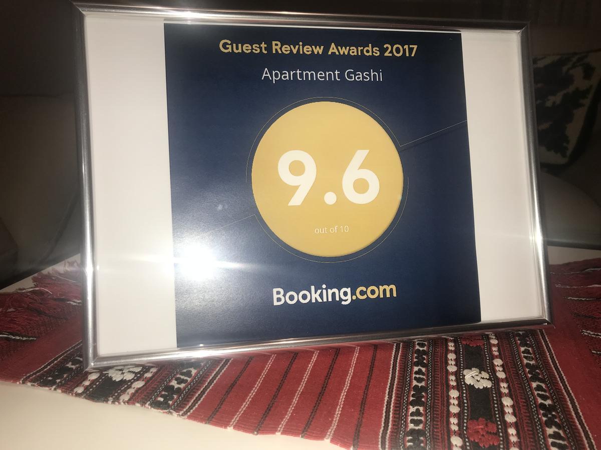 Apartment Gashi พริสตีนา ภายนอก รูปภาพ